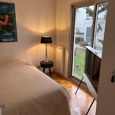 Suite 2 Pieces Sur Jardin Paris Exterior photo